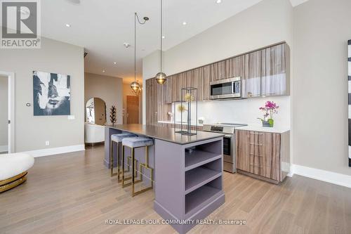 Ph1 - 1 Grandview Avenue, Markham, ON - Indoor Photo Showing Kitchen With Upgraded Kitchen