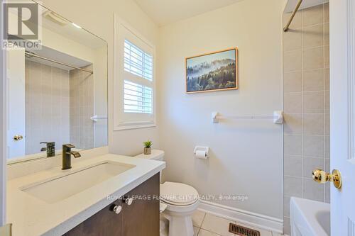 269 Brussels Avenue, Brampton, ON - Indoor Photo Showing Bathroom