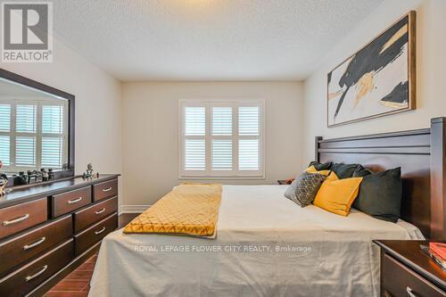 269 Brussels Avenue, Brampton, ON - Indoor Photo Showing Bedroom