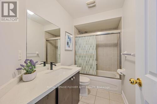 269 Brussels Avenue, Brampton, ON - Indoor Photo Showing Bathroom