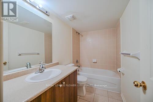 269 Brussels Avenue, Brampton, ON - Indoor Photo Showing Bathroom