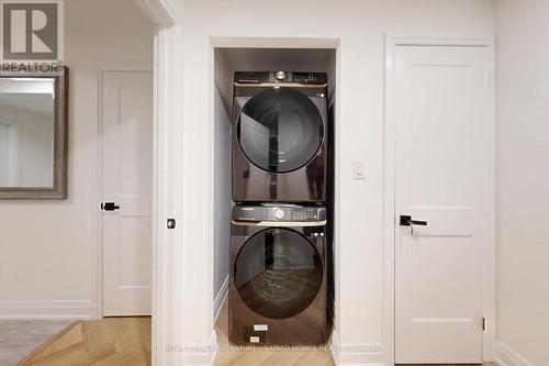 3028 William Cutmore Boulevard, Oakville, ON - Indoor Photo Showing Laundry Room