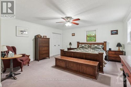 622 Rideau River Road, Montague, ON - Indoor Photo Showing Bedroom