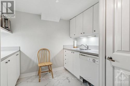 622 Rideau River Road, Montague, ON - Indoor Photo Showing Kitchen With Double Sink