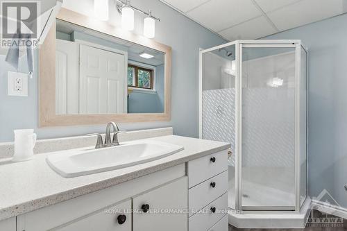 622 Rideau River Road, Montague, ON - Indoor Photo Showing Bathroom