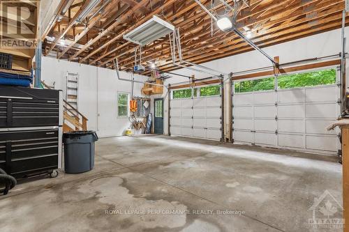 622 Rideau River Road, Montague, ON - Indoor Photo Showing Garage