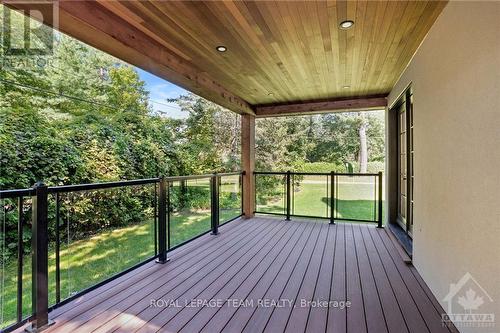 320 Hillcrest Road, Ottawa, ON - Outdoor With Exterior