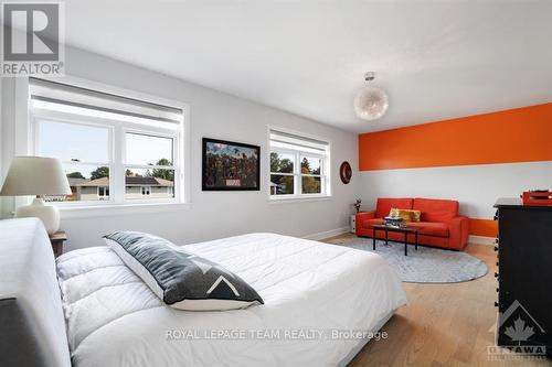 15 Camwood Crescent, Ottawa, ON - Indoor Photo Showing Bedroom