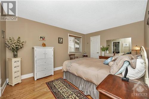 1694 Toulouse Crescent, Ottawa, ON - Indoor Photo Showing Bedroom