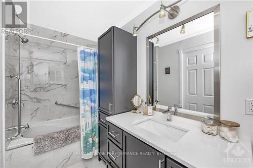 1694 Toulouse Crescent, Ottawa, ON - Indoor Photo Showing Bathroom