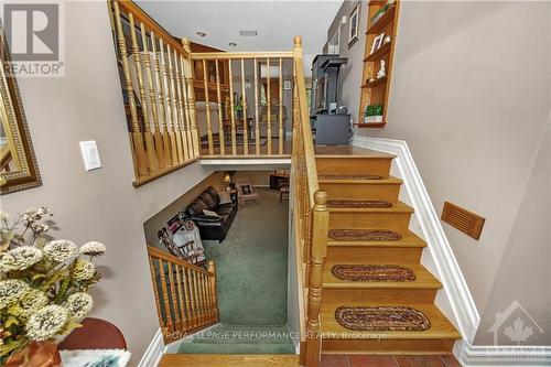 1694 Toulouse Crescent, Ottawa, ON - Indoor Photo Showing Other Room