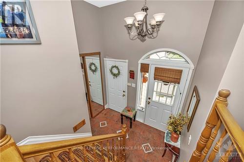 1694 Toulouse Crescent, Ottawa, ON - Indoor Photo Showing Other Room