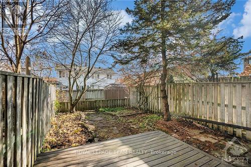 161 Huntridge, Ottawa, ON - Outdoor