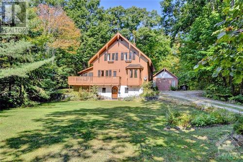 31 Viewmount Drive, Greater Madawaska, ON - Outdoor