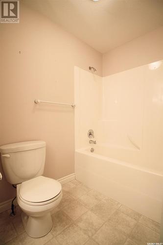 64 Ross Drive, Yorkton, SK - Indoor Photo Showing Bathroom