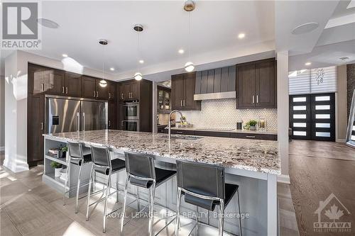 1670 Ortona Avenue, Ottawa, ON - Indoor Photo Showing Kitchen With Upgraded Kitchen