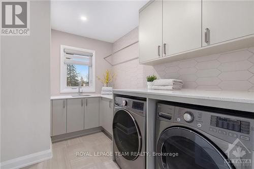 1670 Ortona Avenue, Ottawa, ON - Indoor Photo Showing Laundry Room