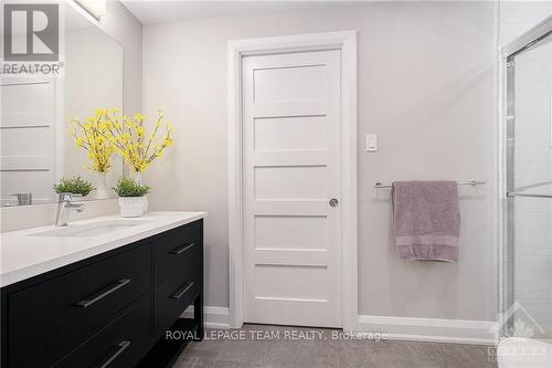 1670 Ortona Avenue, Ottawa, ON - Indoor Photo Showing Bathroom