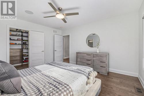 1670 Ortona Avenue, Ottawa, ON - Indoor Photo Showing Bedroom