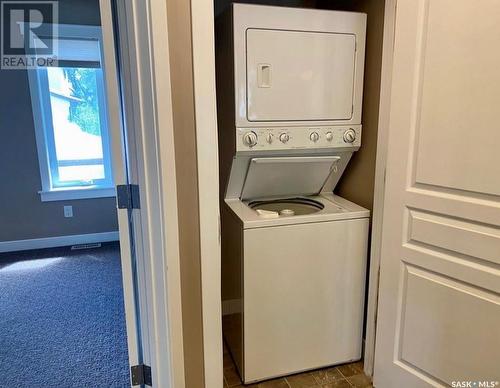 307 Cornwall Street, Regina, SK - Indoor Photo Showing Laundry Room