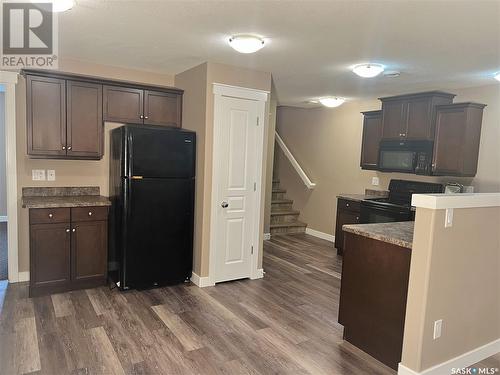 307 Cornwall Street, Regina, SK - Indoor Photo Showing Kitchen