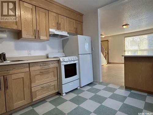 1171 106Th Street, North Battleford, SK - Indoor Photo Showing Kitchen