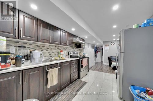 3 Snowshoe Lane, Brampton, ON - Indoor Photo Showing Kitchen With Double Sink With Upgraded Kitchen