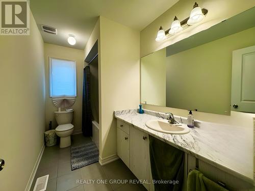 642 Lemay Grove, Peterborough, ON - Indoor Photo Showing Bathroom