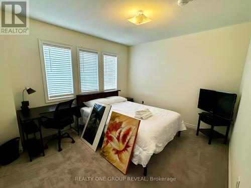 642 Lemay Grove, Peterborough, ON - Indoor Photo Showing Bedroom