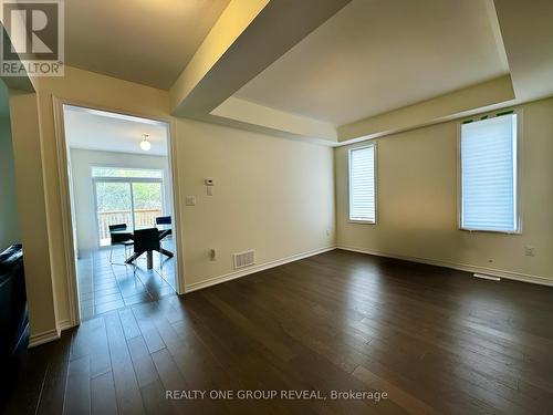 642 Lemay Grove, Peterborough, ON - Indoor Photo Showing Other Room