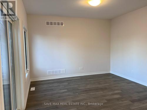 3262 Parker Avenue, Fort Erie, ON - Indoor Photo Showing Other Room