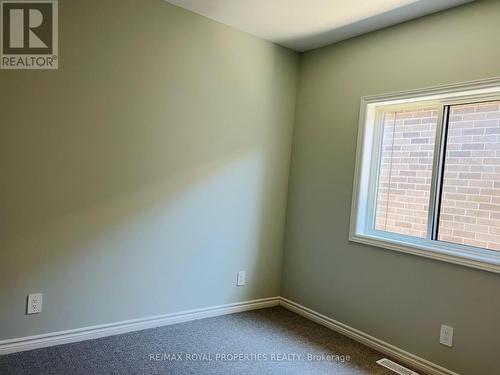 20 Athabaska Drive, Belleville, ON - Indoor Photo Showing Other Room