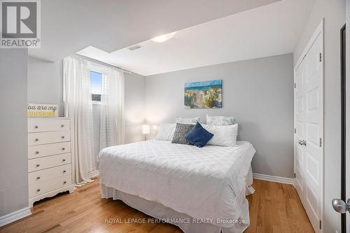 59 York, Russell, ON - Indoor Photo Showing Bedroom