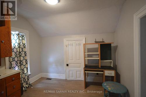 31 King Street E, Lambton Shores, ON - Indoor Photo Showing Other Room