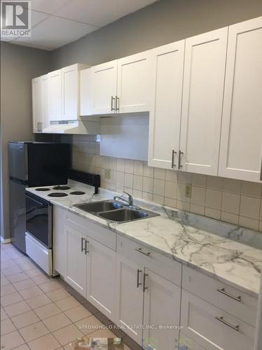 714/720 Dundas Street, London, ON - Indoor Photo Showing Kitchen With Double Sink