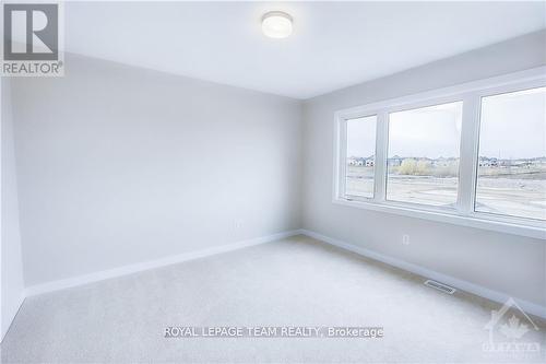 198 Conservancy Drive, Ottawa, ON - Indoor Photo Showing Other Room