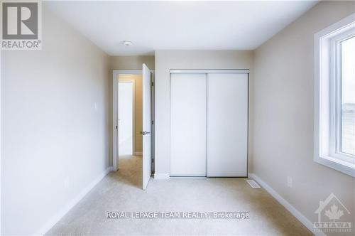 198 Conservancy Drive, Ottawa, ON - Indoor Photo Showing Other Room