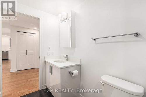 1011 - 340 Queen Street, Ottawa, ON - Indoor Photo Showing Bathroom