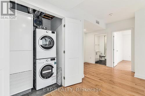 1011 - 340 Queen Street, Ottawa, ON - Indoor Photo Showing Laundry Room