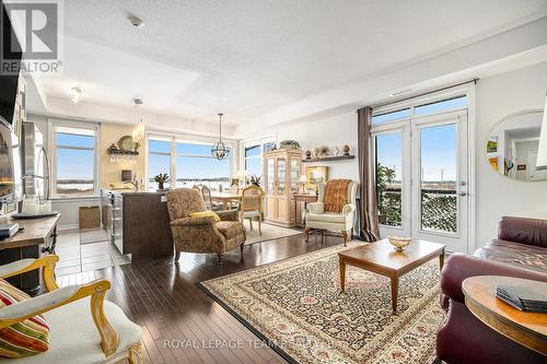 301 - 150 Guelph, Ottawa, ON - Indoor Photo Showing Living Room