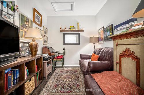 301 - 150 Guelph, Ottawa, ON - Indoor