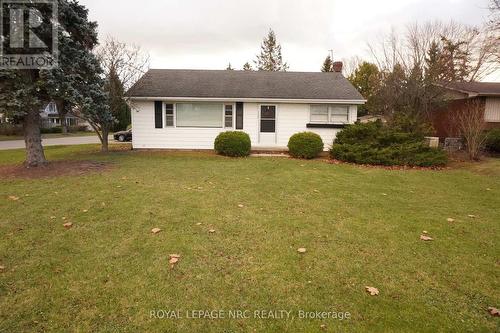 1307 Orchard Avenue, Fort Erie (334 - Crescent Park), ON - Outdoor With Facade