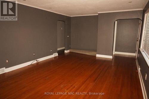 1307 Orchard Avenue, Fort Erie (334 - Crescent Park), ON - Indoor Photo Showing Other Room