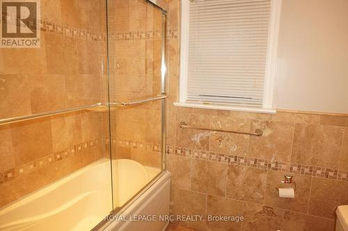 1307 Orchard Avenue, Fort Erie (334 - Crescent Park), ON - Indoor Photo Showing Bathroom