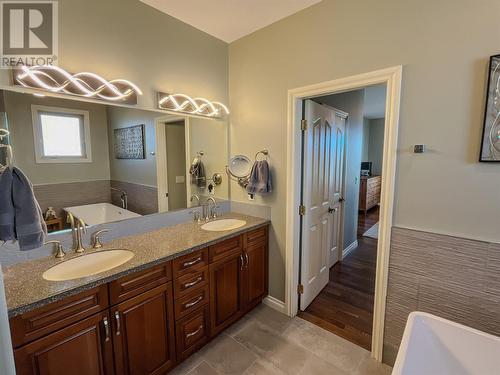 11911 Olympic View Drive, Osoyoos, BC - Indoor Photo Showing Bathroom