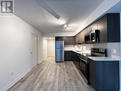 304 - 1455 Celebration Drive, Pickering, ON - Indoor Photo Showing Kitchen