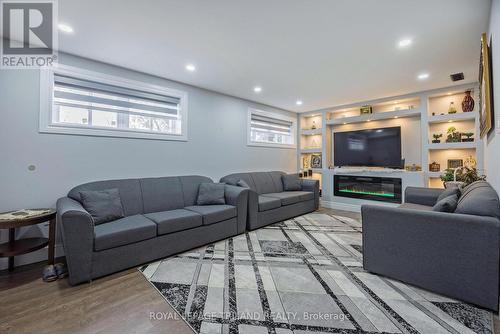 1534 Perth Avenue, London, ON - Indoor Photo Showing Living Room With Fireplace