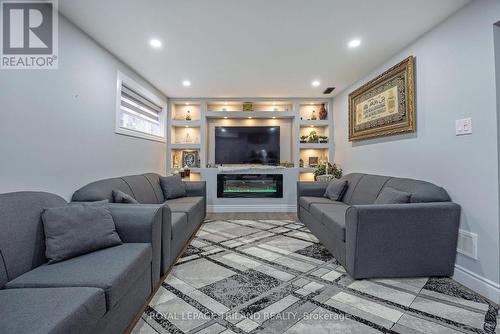 1534 Perth Avenue, London, ON - Indoor Photo Showing Living Room With Fireplace