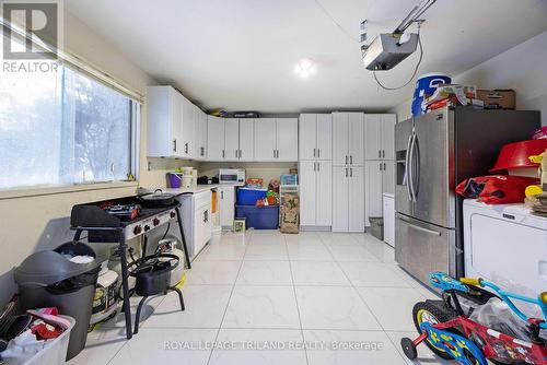 1534 Perth Avenue, London, ON - Indoor Photo Showing Laundry Room