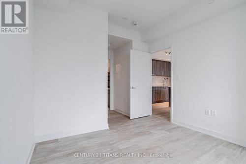 1702W - 27 Bathurst Street, Toronto, ON - Indoor Photo Showing Other Room